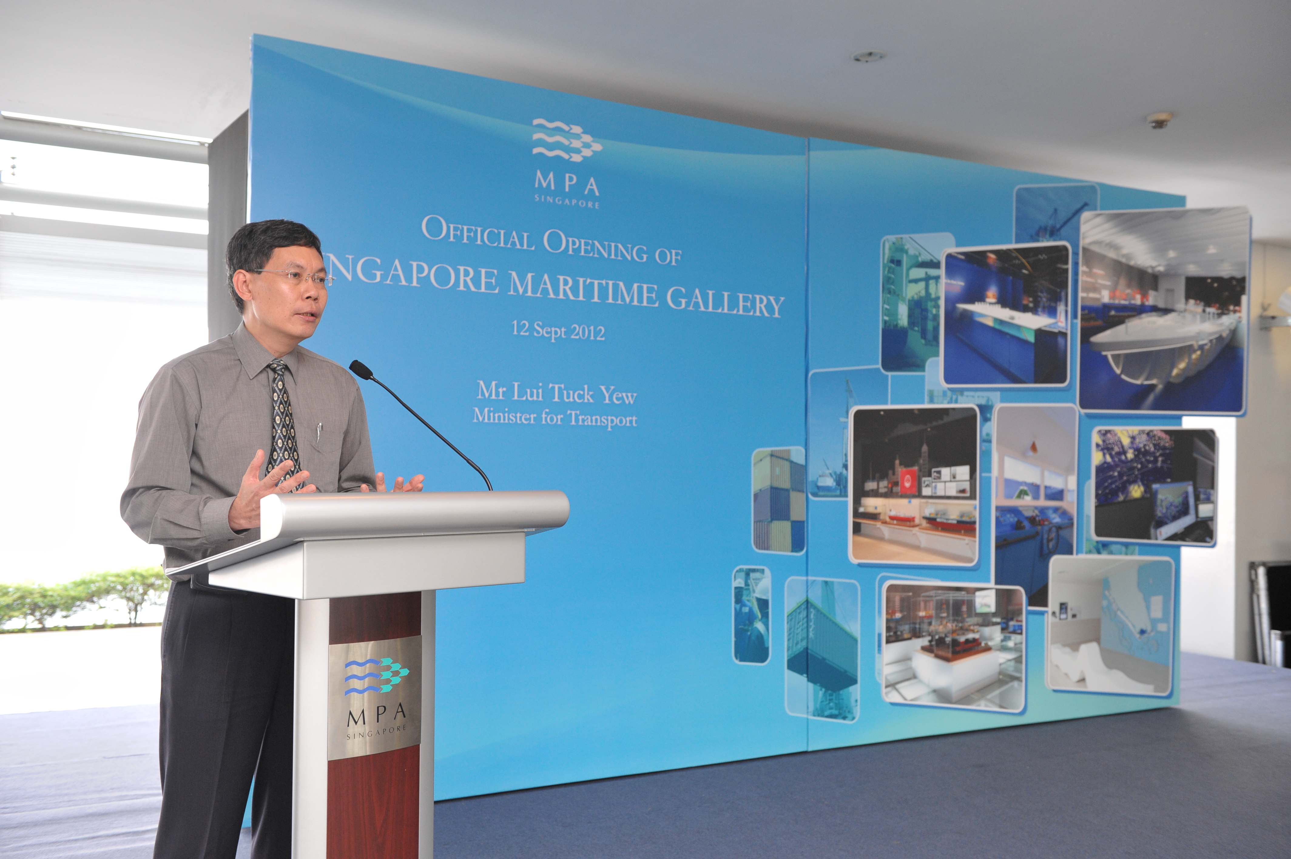 minister_lui_speaking_at_the_opening_of_smg