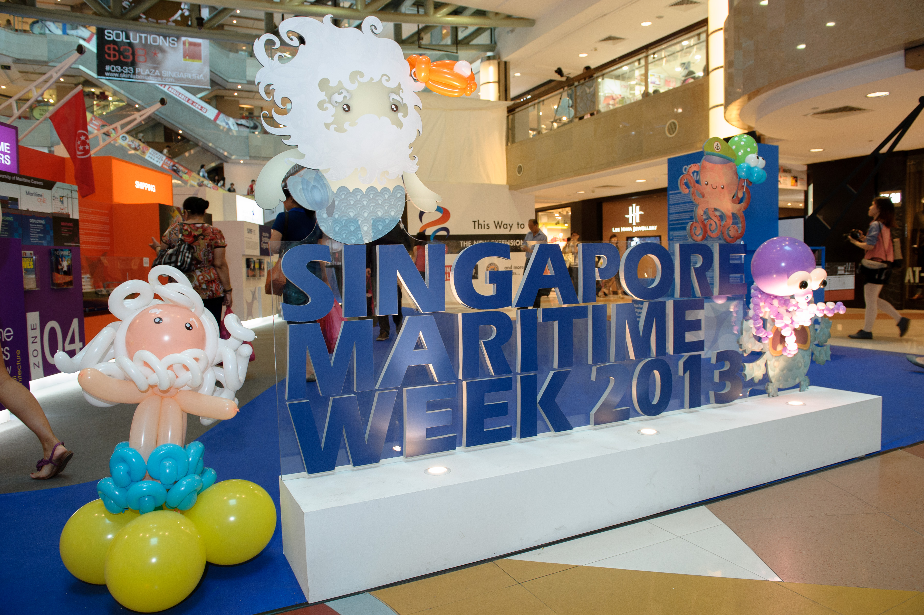 smw+2013+standee